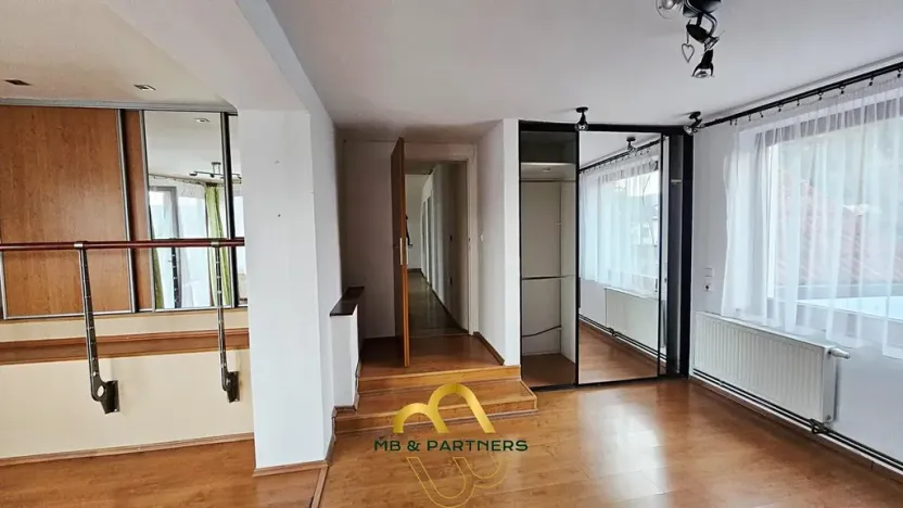 Prodej rodinného domu, Zdice, K Samohelce, 232 m2