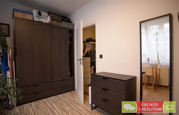 Pronájem bytu 2+kk, Praha, Janýrova, 57 m2