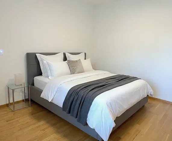 Pronájem bytu 2+kk, Praha - Holešovice, Osadní, 66 m2