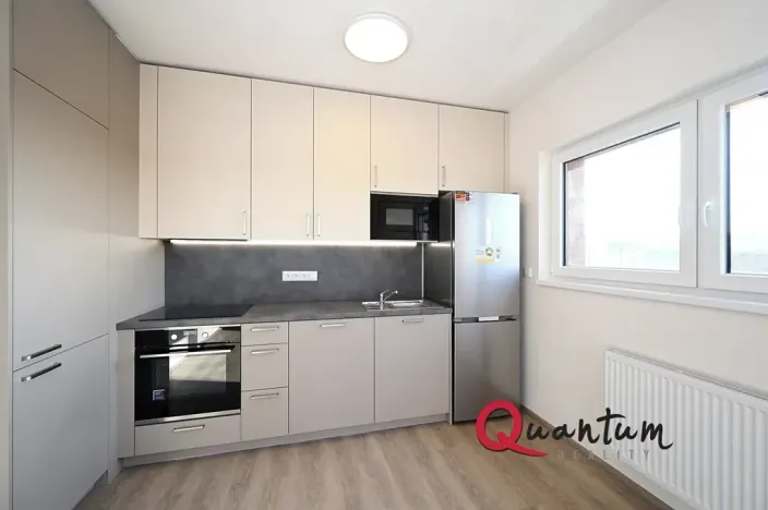 Pronájem bytu 2+kk, Praha - Vysočany, Poděbradská, 50 m2