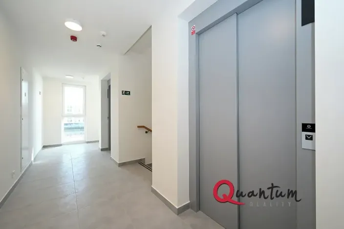 Pronájem bytu 2+kk, Praha - Vysočany, Poděbradská, 50 m2