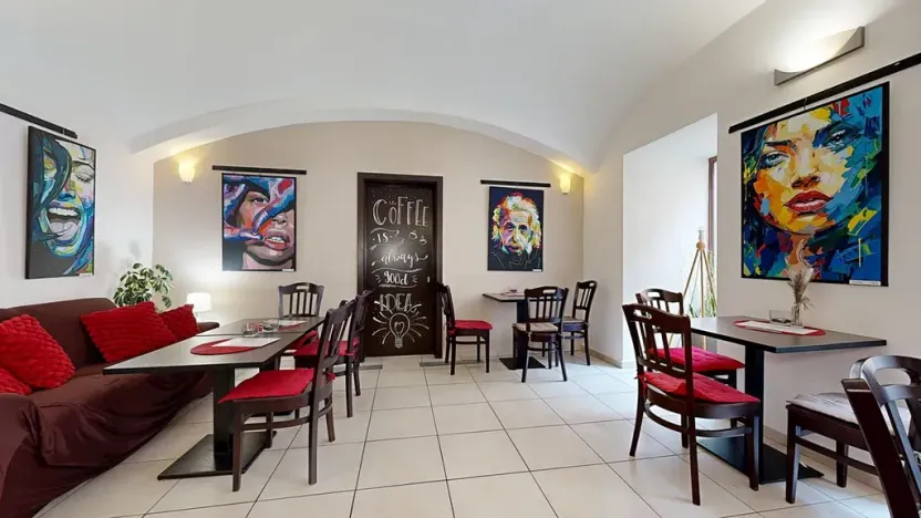 Prodej obchodního prostoru, Chrudim, Resselovo náměstí, 121 m2