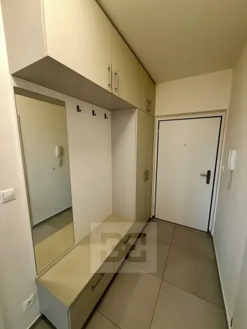 Pronájem bytu 2+kk, Praha - Jinonice, Pod stolovou horou, 64 m2