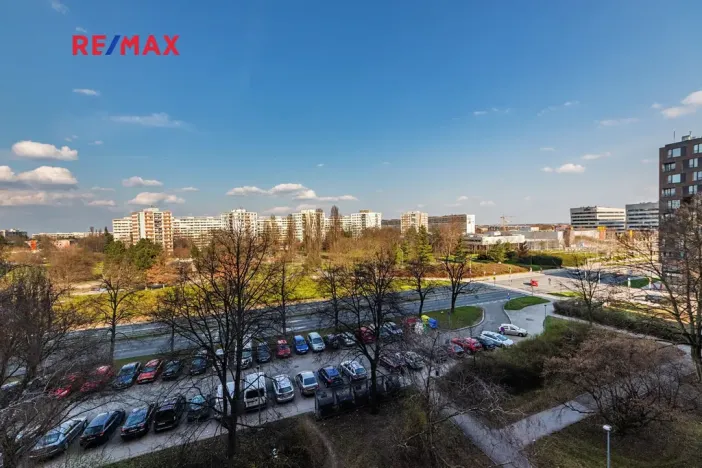 Prodej bytu 1+kk, Praha - Prosek, Vysočanská, 37 m2