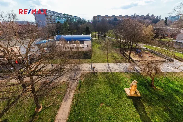 Prodej bytu 1+kk, Praha - Prosek, Vysočanská, 37 m2