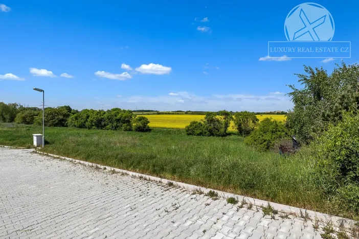 Prodej pozemku, Zlonín, 637 m2