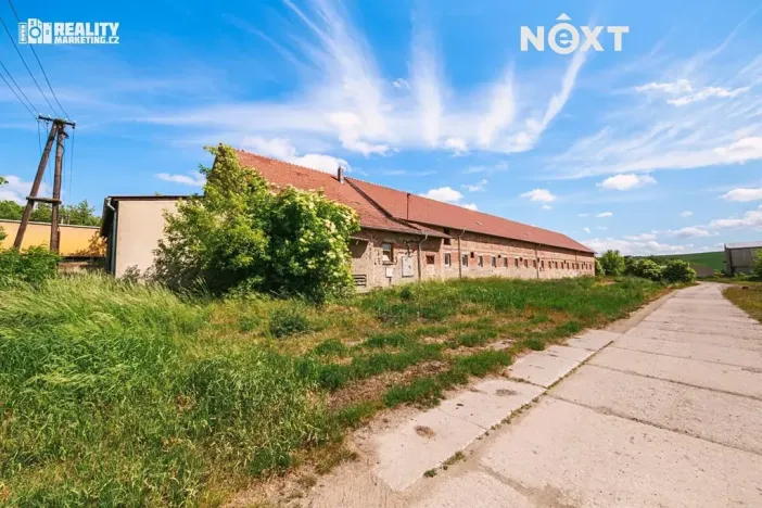 Prodej skladu, Letonice, 1758 m2