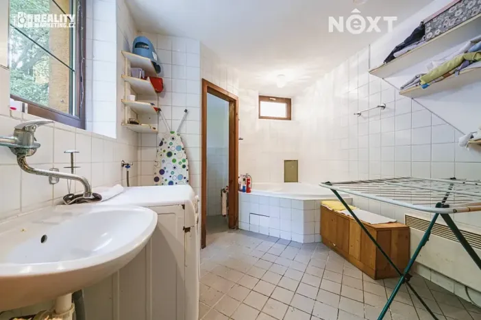 Prodej ubytování, Račice-Pístovice, 304 m2