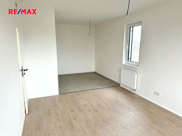 Pronájem bytu 2+kk, Praha - Strašnice, Strančická, 48 m2