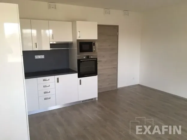 Pronájem bytu 1+kk, Praha - Horní Měcholupy, Hornoměcholupská, 40 m2