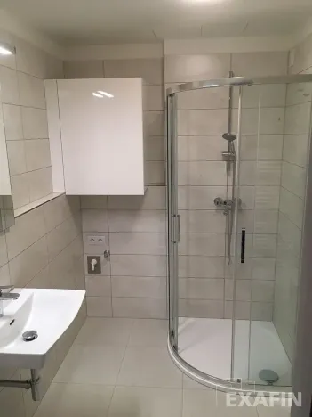 Pronájem bytu 1+kk, Praha - Horní Měcholupy, Hornoměcholupská, 40 m2