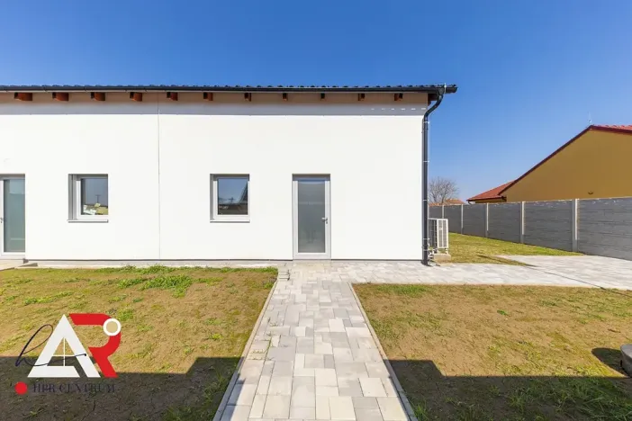 Prodej rodinného domu, Žabčice, 140 m2