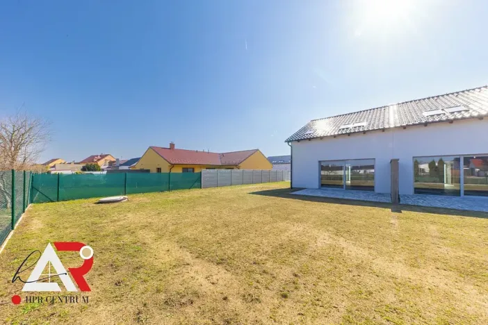 Prodej rodinného domu, Žabčice, 140 m2