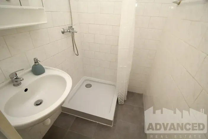 Pronájem bytu 2+1, Milovice, Spojovací, 42 m2