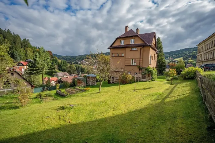 Prodej rodinného domu, Tanvald, Komenského, 600 m2