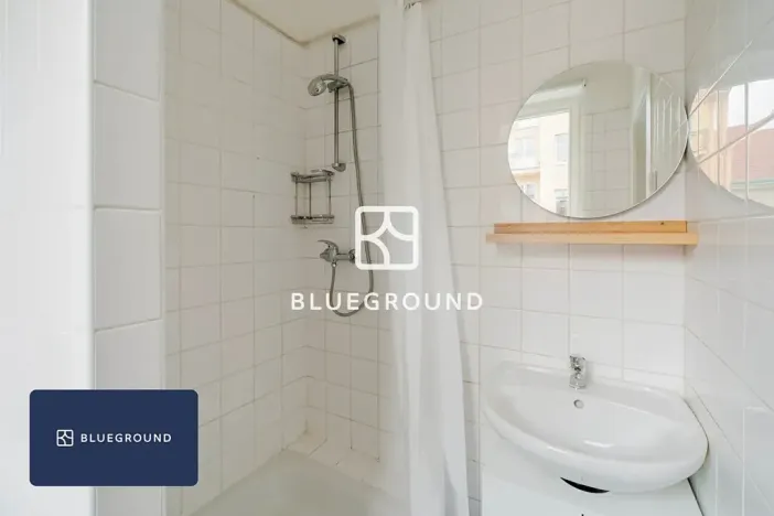 Pronájem bytu 1+kk, Praha - Smíchov, Ostrovského, 36 m2