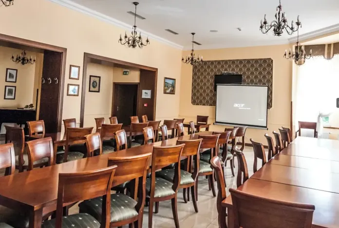 Prodej ubytování, Teplice, Vrchlického, 1500 m2