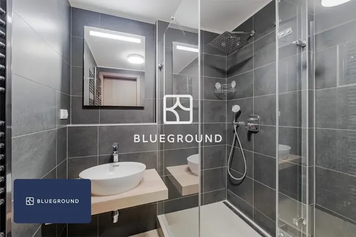 Pronájem bytu 2+kk, Praha - Karlín, Nekvasilova, 56 m2