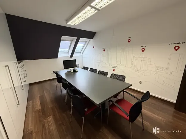 Pronájem kanceláře, Praha - Holešovice, Komunardů, 100 m2