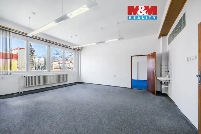 Pronájem kanceláře, Klatovy - Klatovy III, Pod Hůrkou, 211 m2