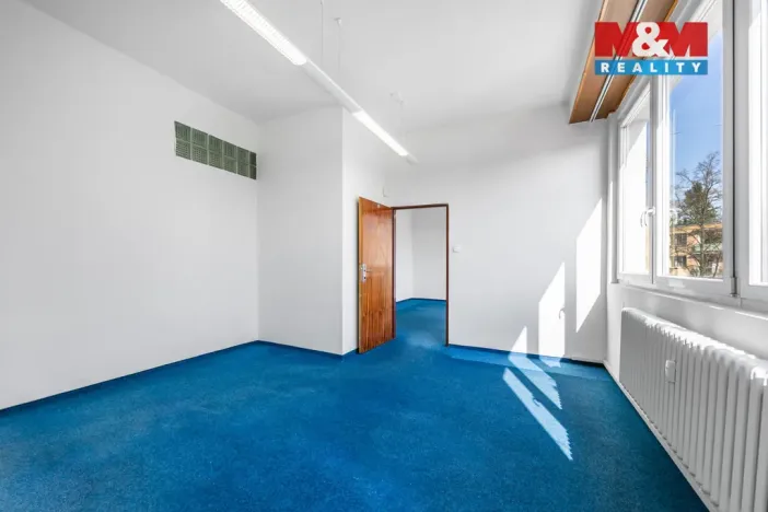 Pronájem kanceláře, Klatovy - Klatovy III, Pod Hůrkou, 211 m2