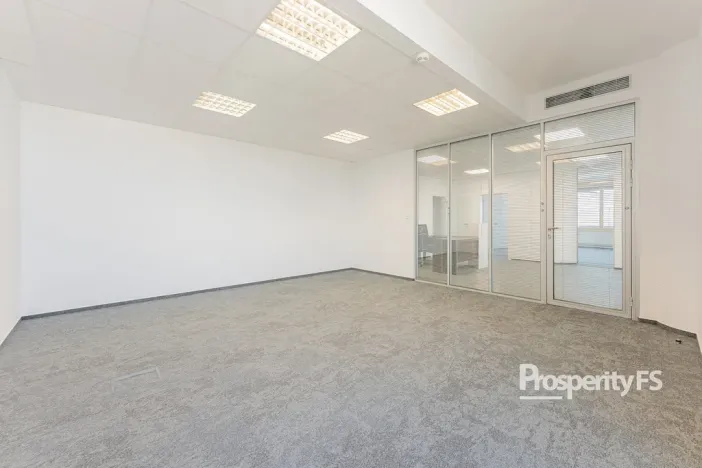 Pronájem kanceláře, Brno - Štýřice, Pražákova, 142 m2