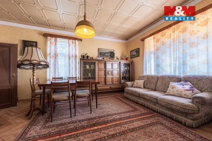 Prodej zemědělské usedlosti, Zásmuky - Nesměň, 161 m2