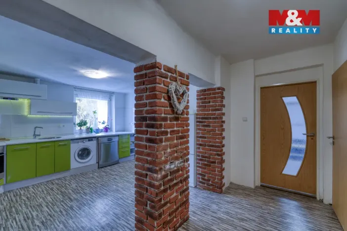 Prodej rodinného domu, Mladý Smolivec, 218 m2