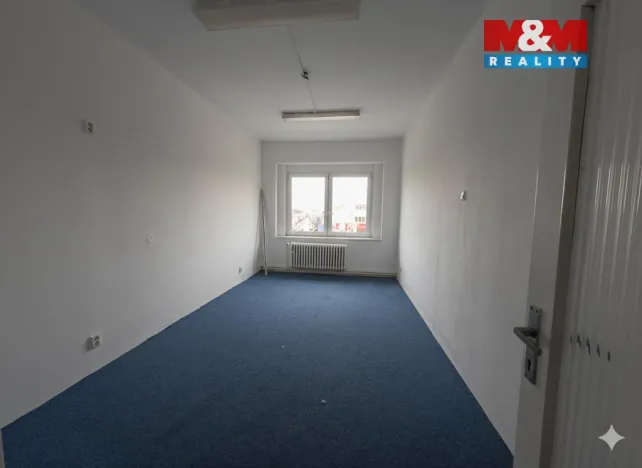 Pronájem kanceláře, Roudnice nad Labem, Purkyňovo náměstí, 120 m2