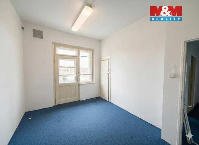 Pronájem kanceláře, Roudnice nad Labem, Purkyňovo náměstí, 120 m2