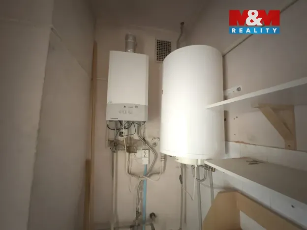 Pronájem kanceláře, Roudnice nad Labem, Purkyňovo náměstí, 120 m2