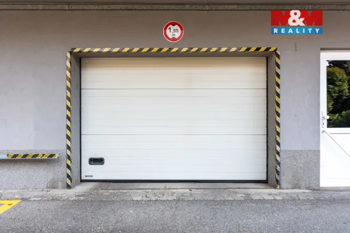 Prodej bytu 1+kk, Hrabyně, 42 m2