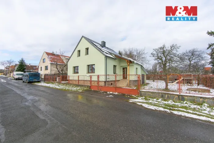 Prodej rodinného domu, Pičín, 165 m2