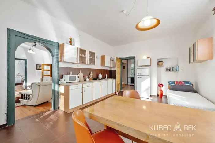 Prodej rodinného domu, Malšice, Lomská, 240 m2