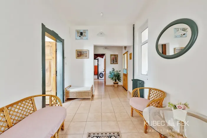 Prodej rodinného domu, Malšice, Lomská, 240 m2