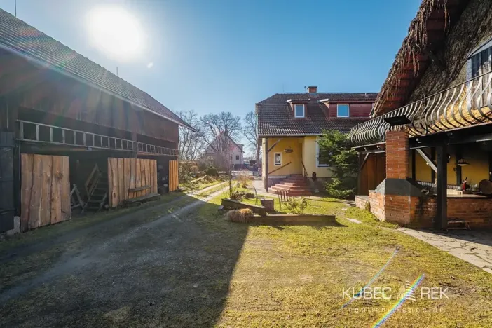 Prodej rodinného domu, Malšice, Lomská, 240 m2