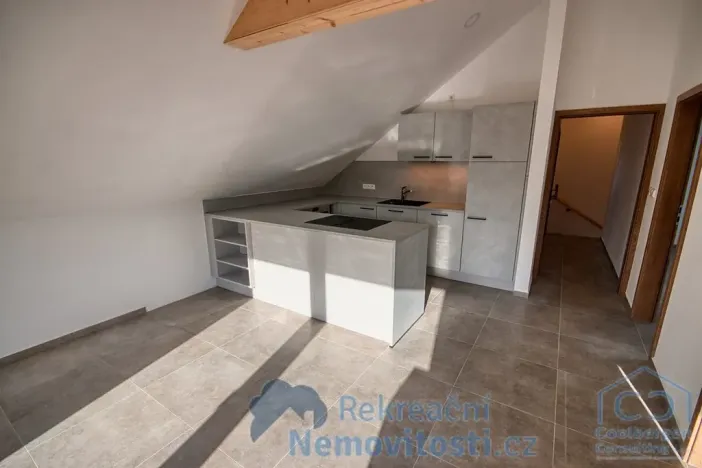 Prodej bytu 3+kk, Nová Pec, 74 m2