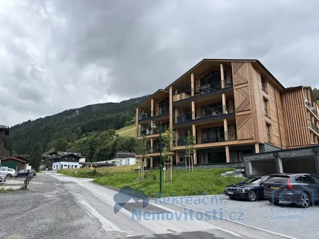 Prodej bytu 1+kk, Saalbach-Hinterglemm, Rakousko, 33 m2