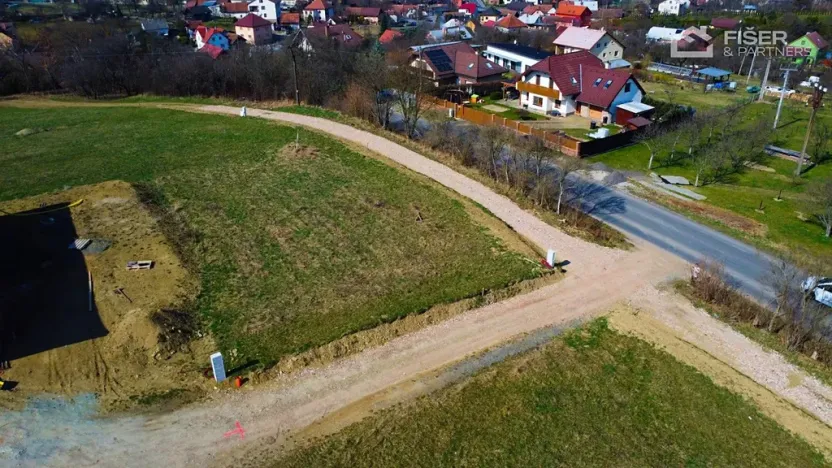 Prodej pozemku pro bydlení, Lutonina, 584 m2