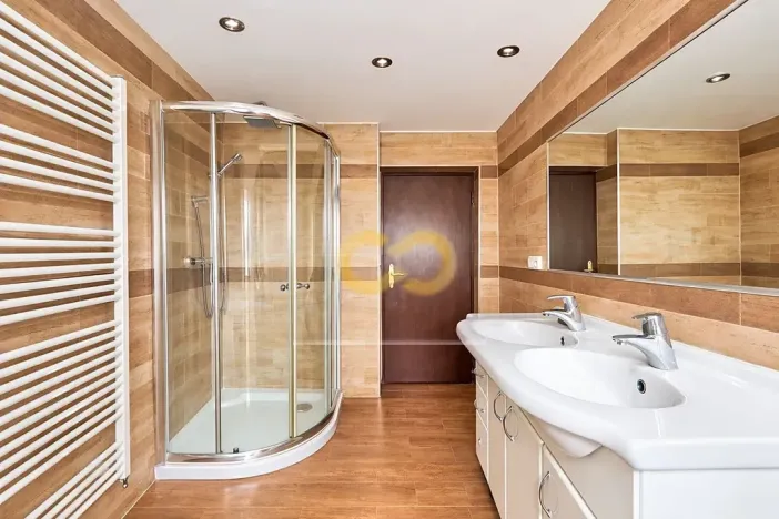 Prodej rodinného domu, Praha - Modřany, K Lahovičkám, 150 m2