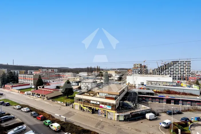 Prodej bytu 1+kk, Praha - Hloubětín, Nademlejnská, 37 m2