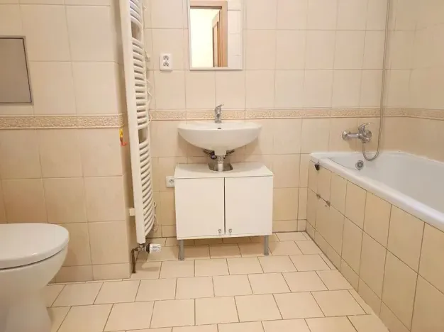 Pronájem bytu 2+kk, Praha - Uhříněves, Nové náměstí, 47 m2