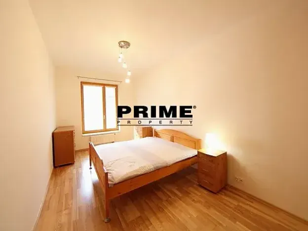 Pronájem bytu 2+kk, Praha - Žižkov, Jeseniova, 54 m2