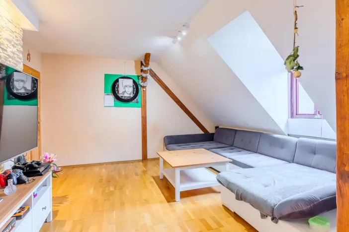 Prodej rodinného domu, Praha - Lysolaje, Čábelecká, 300 m2