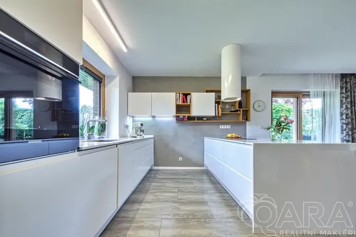 Prodej rodinného domu, Babice, Lomená, 293 m2