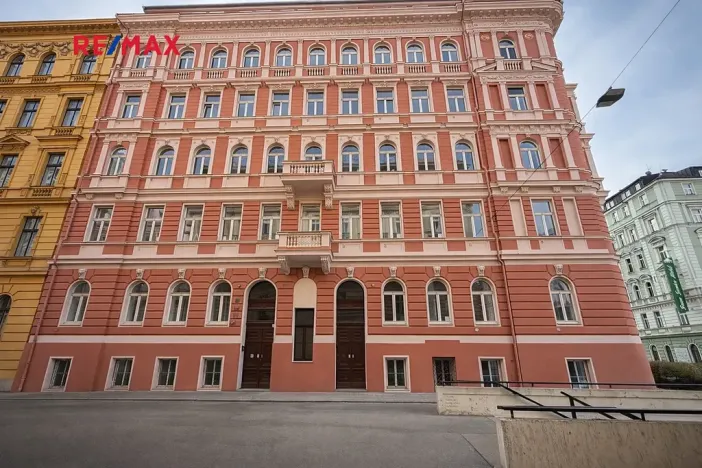 Pronájem restaurace, Praha - Nové Město, Koubkova, 159 m2