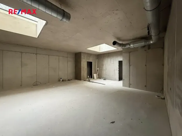 Pronájem restaurace, Praha - Nové Město, Koubkova, 159 m2