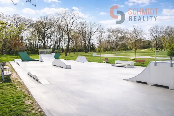 Pronájem rodinného domu, Mikulov, Vinohrady, 320 m2