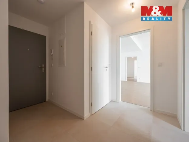 Prodej bytu 3+kk, Benešov, Dukelská, 83 m2