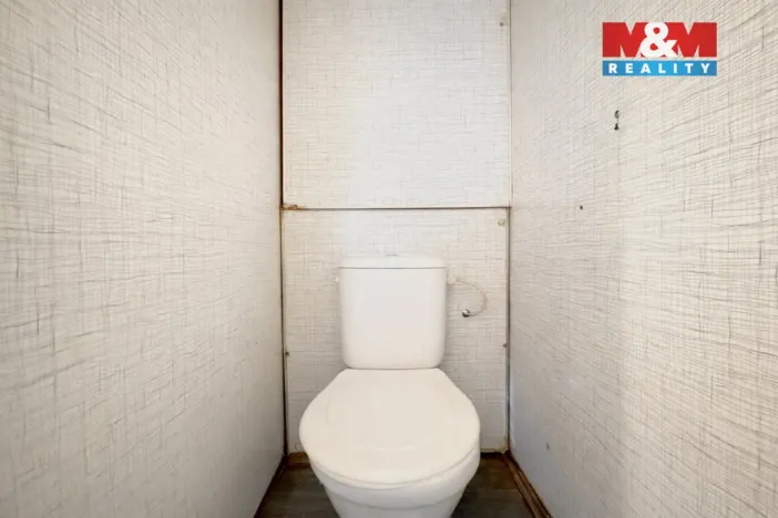 Prodej bytu 4+1, Záchlumí, 74 m2